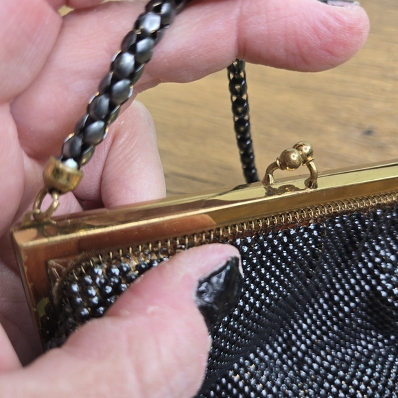 Vtg Whiting & Davis Mesh Metal Gunmetal Handbag - Picture 7 of 9